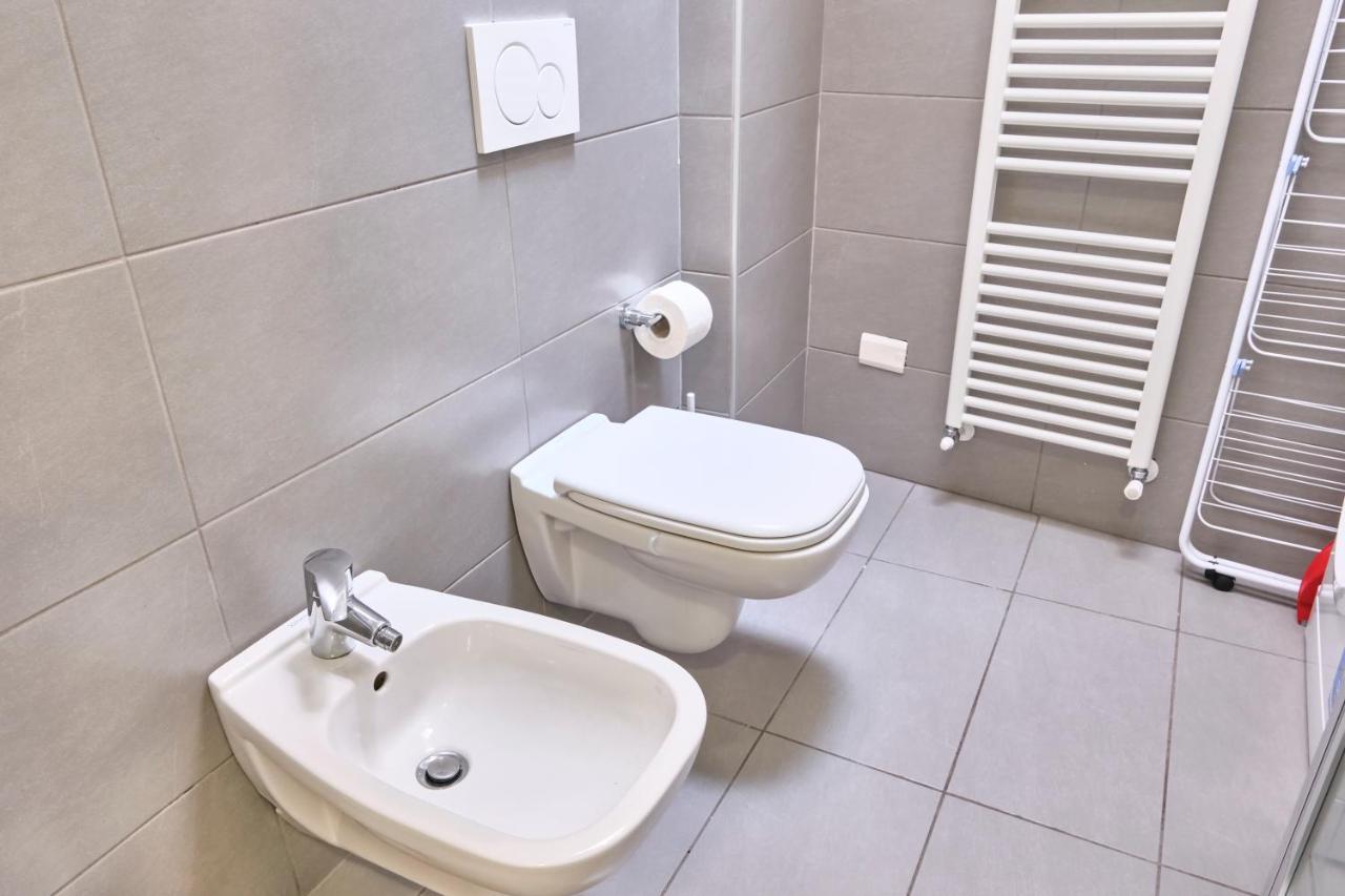 Centro-Lecco Romantico Appartamento Sul Lago Exterior foto